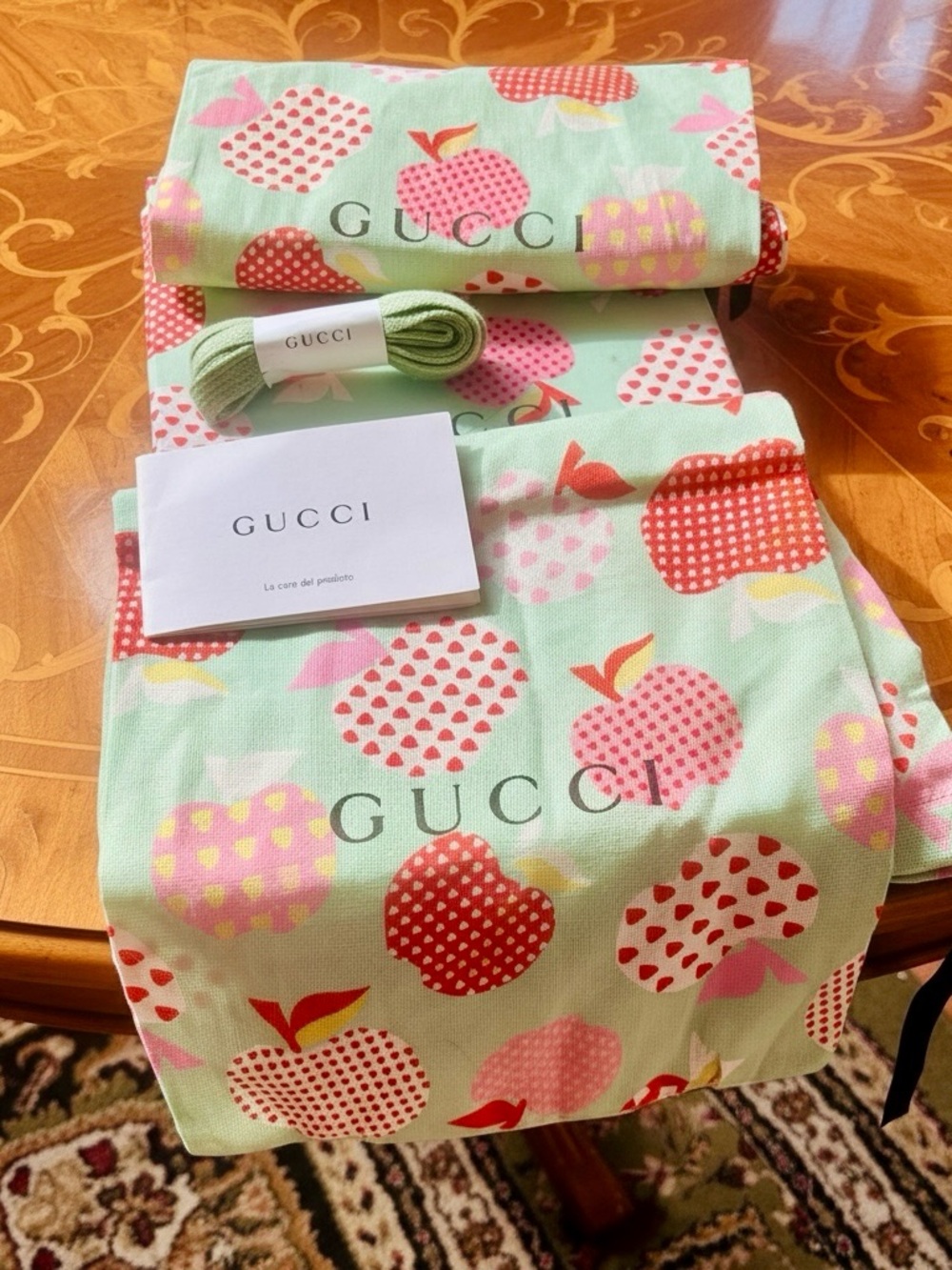 Gucci GG Supreme Tennis 1977 “ Le Pommes Capsule” Limited Edition Set 7.5 - Picture 2 of 16
